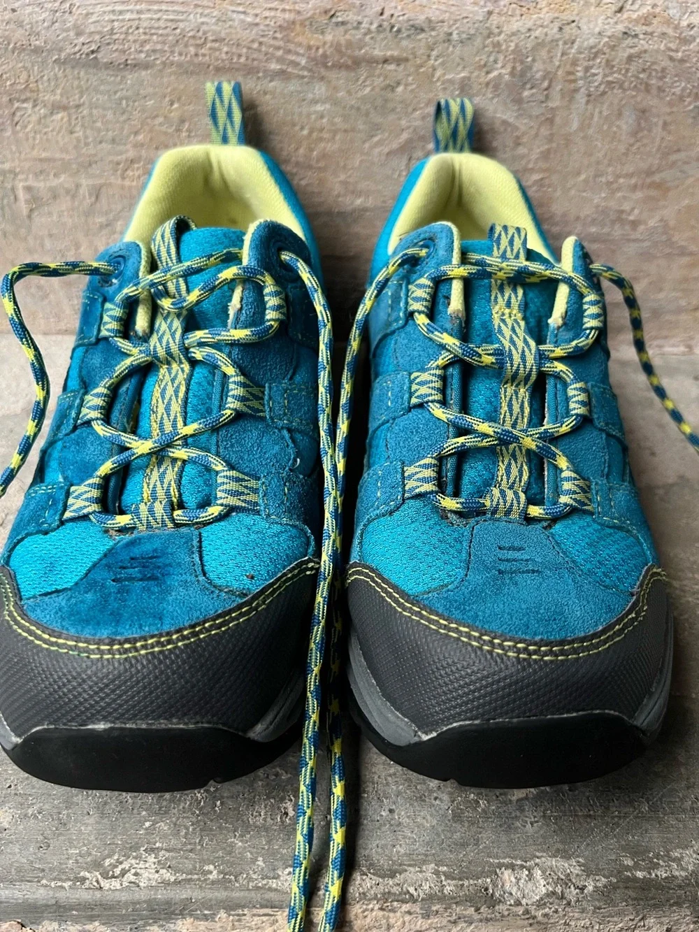 L.L. Bean Girls Kids Teal Lime Trail Sneakers Hiking Books Size 5